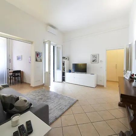 公寓 Careggi Garden Flat