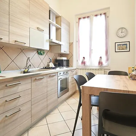 Careggi Garden Flat شقة *