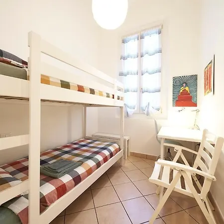 Careggi Garden Flat شقة فلورنس