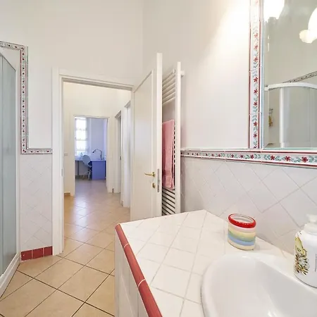 Careggi Garden Flat 公寓 *