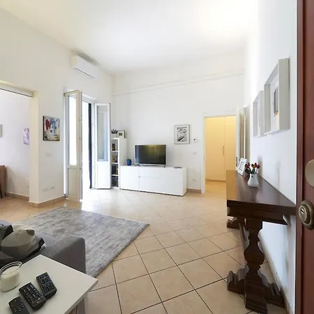 公寓 Careggi Garden Flat 佛罗伦萨