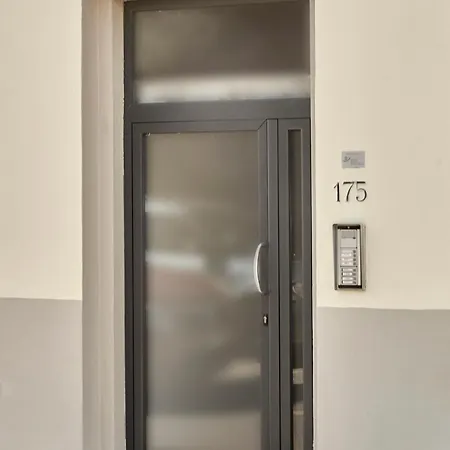 Careggi Garden Flat 公寓