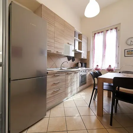 Careggi Garden Flat *