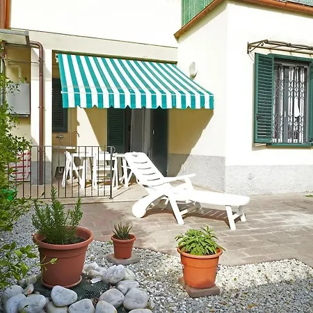 公寓 Careggi Garden Flat 佛罗伦萨