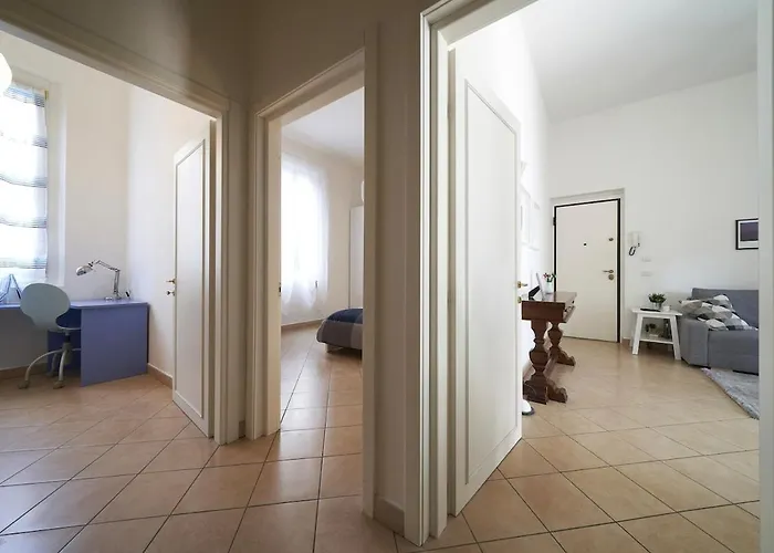 アパート Careggi Garden Flat *