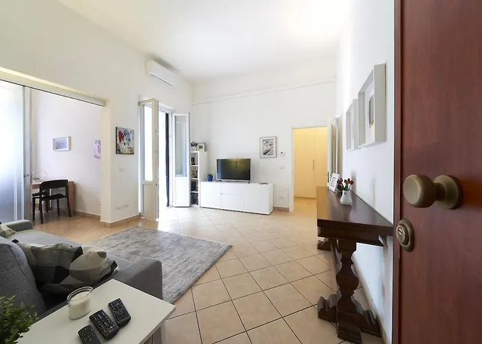 アパート Careggi Garden Flat フィレンツェ